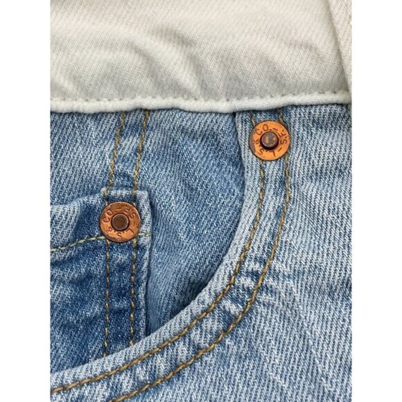 Levi's 501T Two-Tone Mid-Rise Cropped Tapered Button-Fly Jeans - Women's Size 27 - Picture 9 of 16